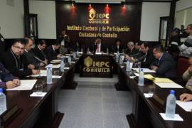 IEPC queda pendiente con multas a partidos