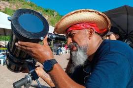 Manuel David Rodríguez Barrera, tutor del Club de Astronomía de la Universidad Politécnica de Monclova-Frontera, hablará de las medidas de seguridad al ver el eclipse.