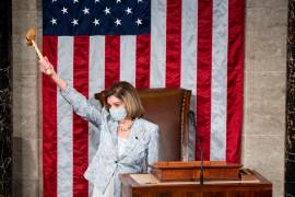 Se queda Nancy Pelosi al frente de la Cámara de Representantes