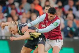 El duelo de la jornada fue el que sostuvieron Edson Álvarez y Erling Haaland en la Premier League.