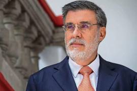 El planteamiento se suma a la discusión pública generada por la publicación del libro de Scherer.