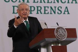 Obrador opinó que el reportaje es una investigación “mentirosa, sin fundamentos para buscar mancharnos con la máxima del hampa del periodismo de que la calumnia cuando no mancha tizna”