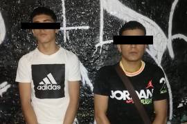 Detienen en Tláhuac a dos hijos de &quot;El Ojos&quot; con un arma y droga