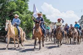 Campesinos y ejidatarios cabalgaran por los acuíferos en Parras y General Cepeda, exigiendo respeto al derecho al agua.