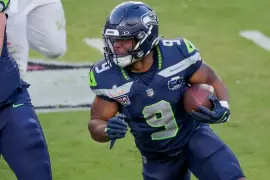 Kenneth Walker es uno de los agentes libres más buscados, luego de su tremenda actuación en el pasado Super Bowl, donde los Seahawks se coronaron campeones.