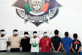 Los detenidos están acusados de dedicarse al tráfico de personas y la extorsión.