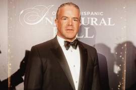 Jorge Enrique Alberts cuenta con orden de aprehensión por los delitos de delincuencia organizada y tráfico de hidrocarburos.