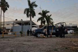 Los peritos ingresaron para realizar diligencias, mientras persisten versiones no confirmadas sobre una riña.