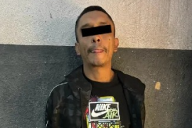 Un miembro del Cártel de Jalisco Nueva Generación fue detenido y enfrenta una carpeta de investigación por narcomenudeo y delincuencia organizada.