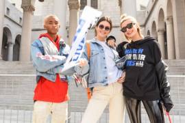 Kendall Jenner marcha en Washington con chamarra anti Trump