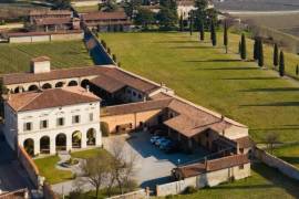 Todas las botellas sustraídas, con precios que oscilan entre los 120 y los 400 euros, pertenecen a la añada 2023 de la bodega.