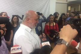 Manuel Clouthier solicitó su registro como independiente al Senado