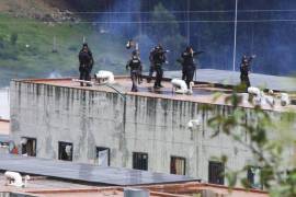 “Se reportan 20 fallecidos que han sido trasladados al Centro Forense se Cuenca”, señaló la secretaría general de Comunicación de la Presidencia en el más reciente balance.