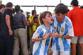Heridos, llantos y gente con golpes de calor, encima niños desesperados, es lo que ha ocurrido hasta el momento en la previa para la Copa América.
