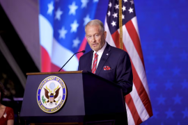 Ronald Johnson participó en la ceremonia de colocación de la primera piedra del complejo Pacífico Mexinol.