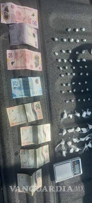 Cae guatemalteco con 63 dosis de cocaína, en Nuevo León