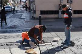 El mal estado de vialidades afecta la movilidad y la imagen del primer cuadro de la ciudad.