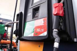 9 mil 981 millones de pesos se preveía repartir del IEPS a los estados para gasolinas.