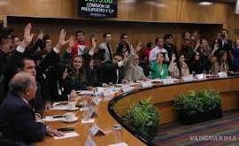 Se reclama los derechos de los estados, municipios y personas, por recursos que les habían asignado.