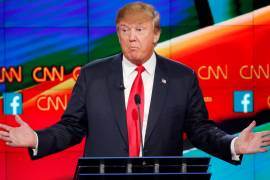 Primer duelo de la noche es entre Bush y Trump