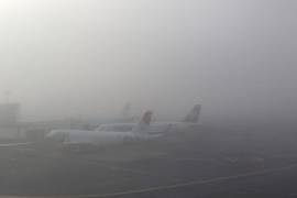(IMAGEN ILUSTRATIVA) El Aeropuerto Internacional de la Ciudad de México (AICM) informó la mañana del 31 de diciembre que los aterrizajes serán suspendidos debido a la presencial de un banco de niebla.
