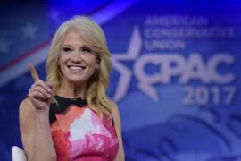 Oficina Ética de EU reprocha a la Casa Blanca no sancionar a Kellyanne Conway