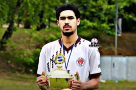 Atakan David Yılmaz Zepeta, delantero de 16 años del FC St. Pauli, recibió su primera convocatoria con la Selección Mexicana Sub-16.
