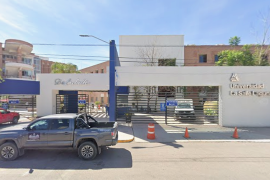 La agresión ocurrió en la zona de salida de la Universidad La Salle Laguna, al término de la jornada escolar.