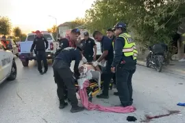 Antonio Casas Briones, de 41 años, falleció horas después de ingresar al hospital. El conductor de la camioneta quedó a disposición del Ministerio Público.