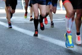 ‌Los maratones son desafíos físicos y emocionales, pero el maratón de la ciudad de Nueva York tiene un conjunto único de dificultades para los corredores ciegos y sus guías.