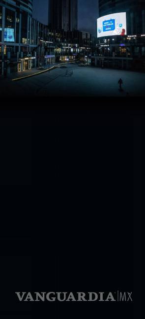 Desaparece gobierno chino mientras pandemia arrecia; se disparan contagios y mueres