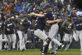 Cerveceros barren a los Rockies y van por la Liga Nacional