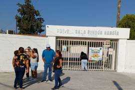 En la primaria Sara Rendón, de Frontera, la directora fue retirada temporalmente del cargo mientras continúa una investigación contra personal educativo.