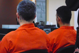 Autoridades confirmaron que hay tres detenidos en total; uno con antecedentes por homicidio en grado de tentativa y otro por portación de arma de fuego.