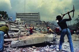 El jueves 19 de Septiembre de 1985 a las 7:19 horas se registró en la Ciudad de México un temblor de 8.1 grados de intensidad en la escala de Richter que dejó varios miles de muertos y heridos.