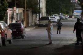 Elementos de la Fiscalía General del Estado y Servicios Periciales realizaron las diligencias correspondientes en el domicilio ubicado en la colonia Brisas.