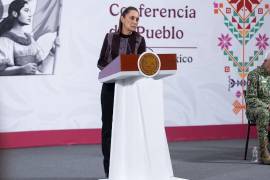 La presidenta Claudia Sheinbaum Pardo afirmó que entre quienes critican la Pensión para el Bienestar de las Personas Adultas Mayores y “se forman para recibirla” hay “mucha hipocresía”.