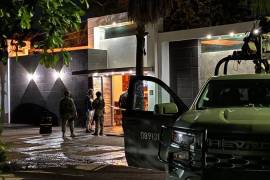 La víctima no figuraba entre los invitados y habría intentado refugiarse en el lugar mientras era perseguido por sujetos armados.