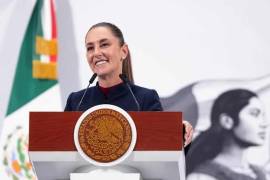 Tras la detención de un menor implicado en secuestros y homicidios en Tabasco, la presidenta Claudia Sheinbaum anunció un programa de becas y la creación de centros “México Imparable” para alejar a jóvenes del crimen organizado.