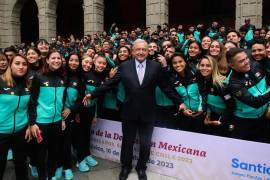 El presidente López Obrador afirmó que las y los deportistas mexicanos que participaron en los Juegos Panamericanos de Santiago 2023 sí recibirán sus premios.