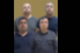 Los uniformados las retuvieron a bordo de patrullas y posteriormente las entregaron a un comando que llegó en una camioneta para llevarlas a una zona cerril.