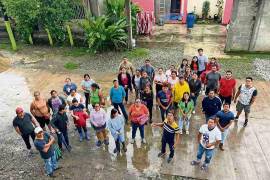 Las labores de auxilio se concretaron después de que circularan en redes sociales diversos videos y cartas en los que los maestros pedían ayuda urgente.