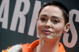 'Tenía 15', Rose McGowan relata cómo fue violada por un director ganador de dos Oscar