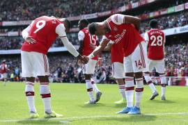 Arsenal muestra sus 'cañones' y derrota al Burnley