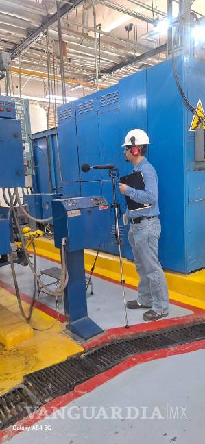 $!Ingenieros de seguridad asesoran a los centros de trabajo para implementar medidas preventivas.