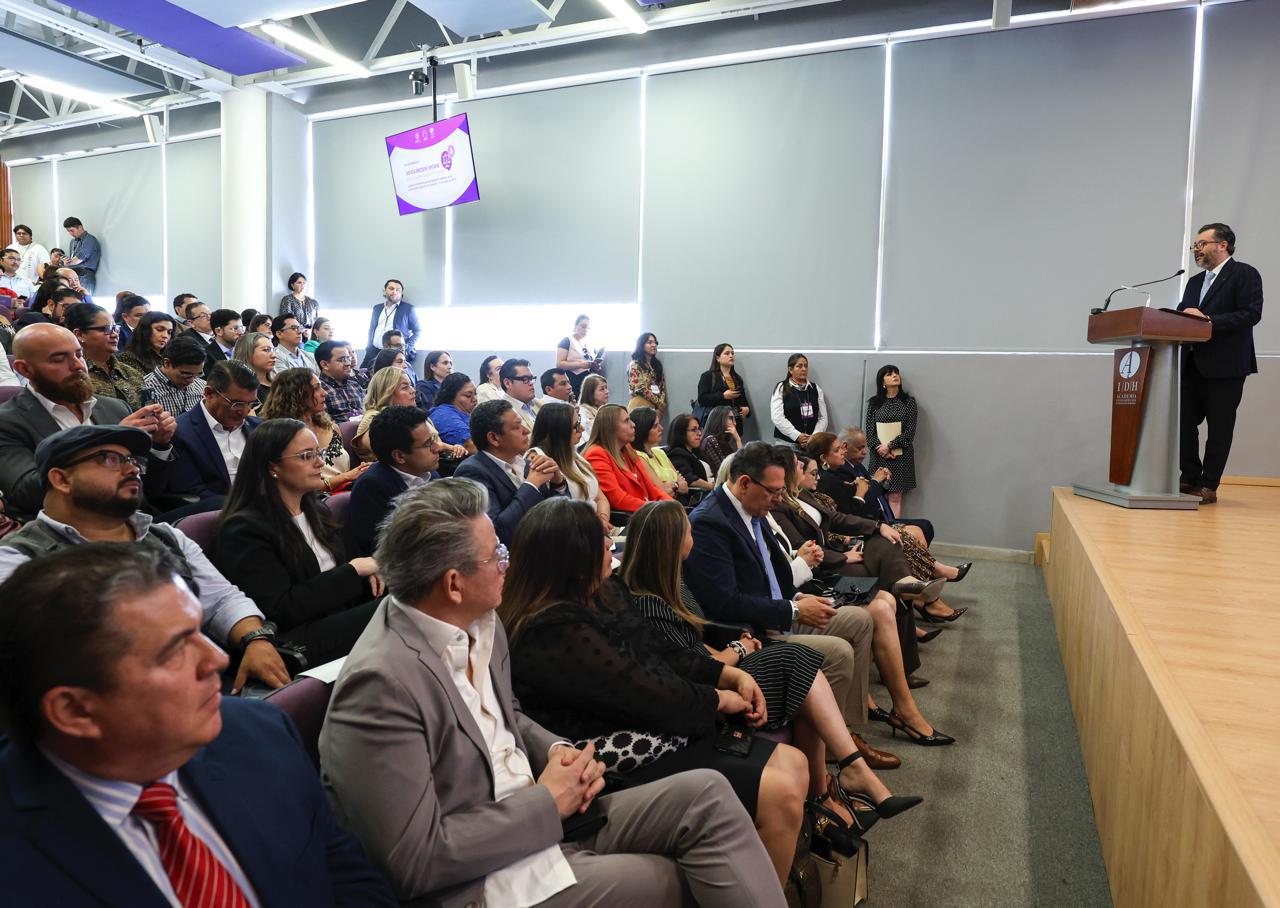 El objetivo del seminario es fortalecer la cultura democrática y el vínculo entre instituciones y sociedad.