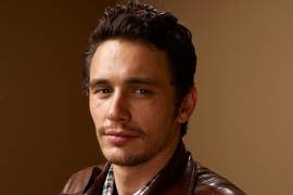 James Franco dice que es &quot;un poco gay&quot;