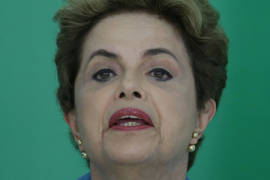 “El sistema político brasileño está en colapso”: Rousseff