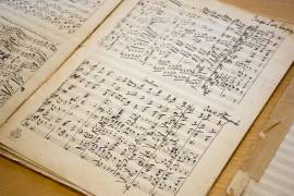 Encuentran partituras originales de Gustav Holst en librería de Nueva Zelanda