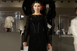 Michelle Salas desfila para Dolce &amp; Gabbana con música de su papá, Luis Miguel